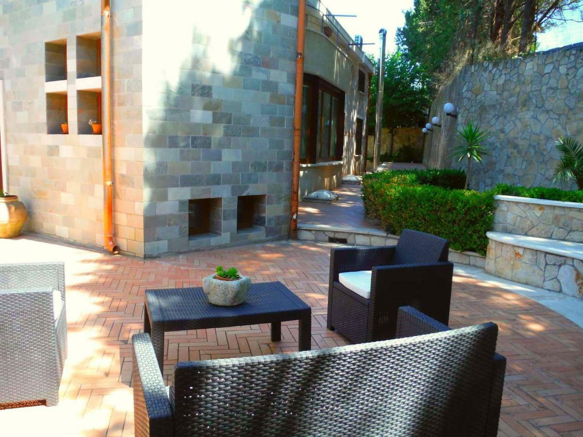 Casa Vacanze Villa Pina Ματέρα Εξωτερικό φωτογραφία